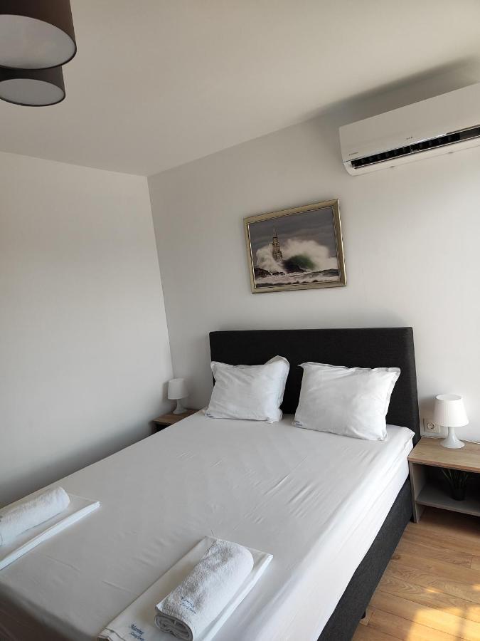 Hotel Marina Sarafovo à Burgas Extérieur photo